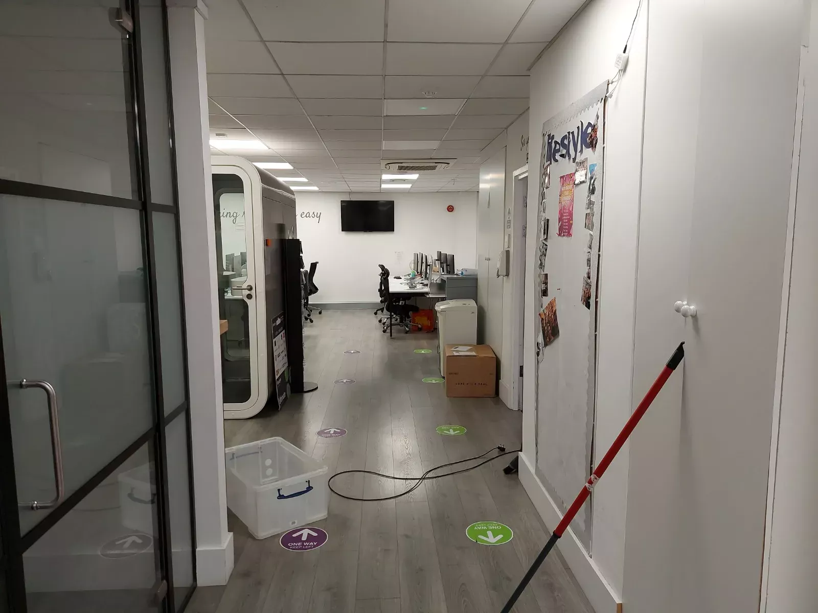 Office corridor and hard floors cleaned
